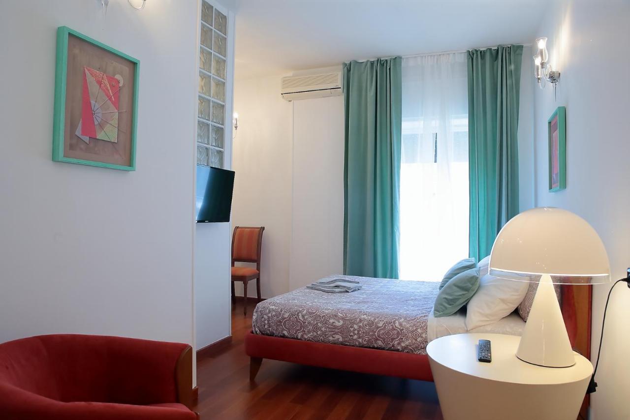 L.T. Savoia Palace & Cavour C.L. Hotel Bari Eksteriør billede